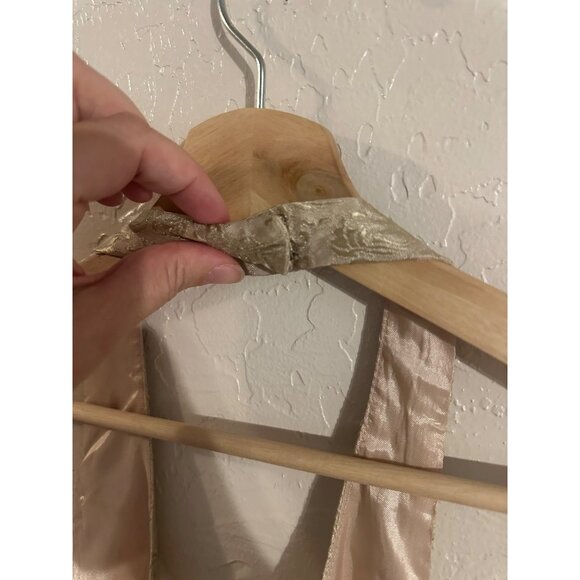 David’s Bridal Champagne & Gold V Neck Halter  Bridesmaid Dress - Picture 9 of 12